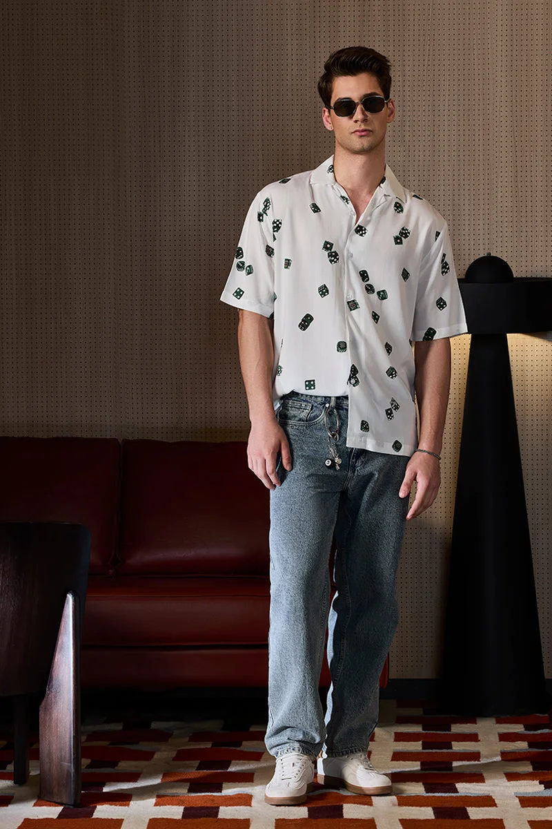 سنيتش قميص فاخر بطبعة ملك القلوب بالنرد